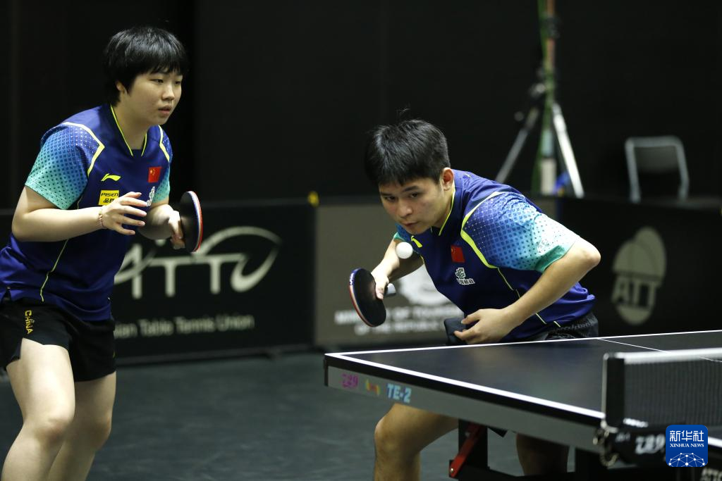 中场核心 中场核心