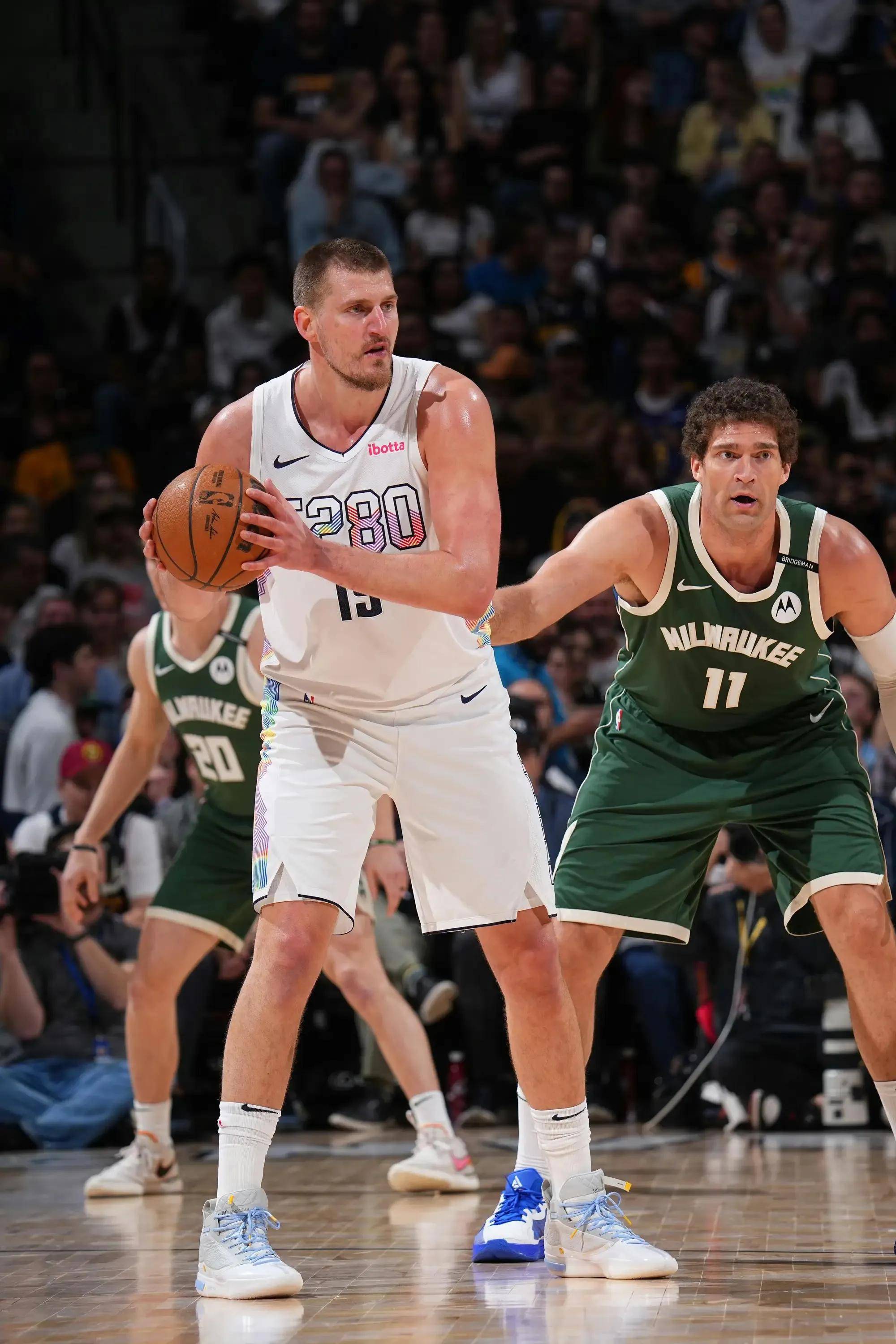 的篮球史诗 的篮球史诗