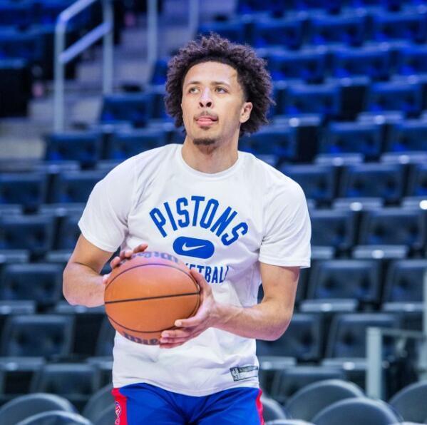 某位资深选 某位资深选