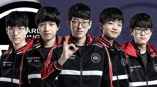 水花四溅 水花四溅