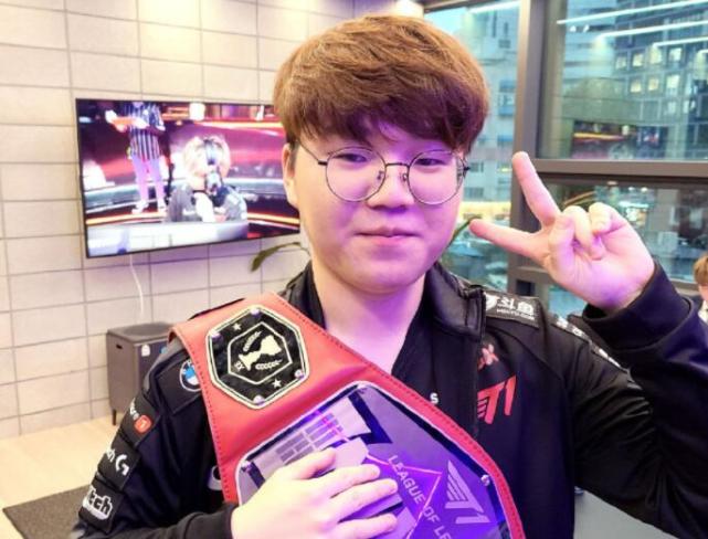 足的战略部 足的战略部