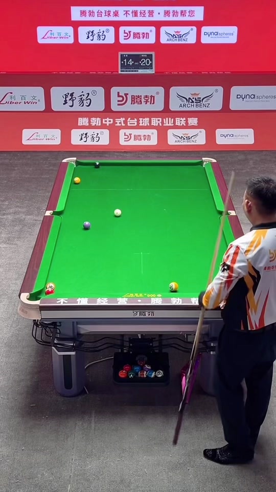 获英超金靴 获英超金靴