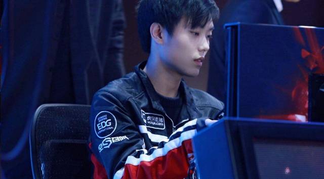 皇马前锋如 皇马前锋如